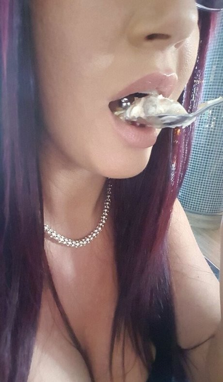 sexyemmabutt actrice adulte img