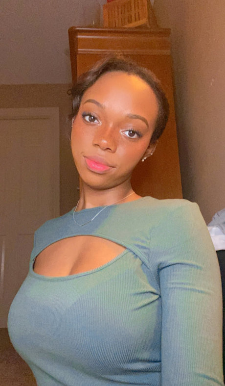 Ebonyxteen art star du porno images