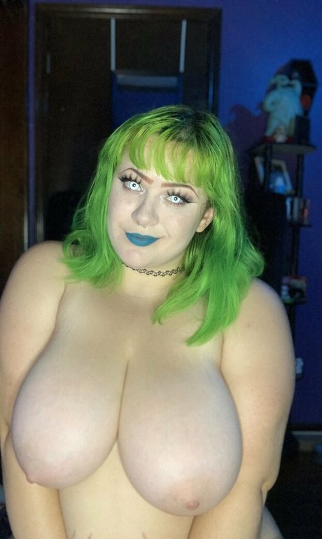 redhead thick onlyfans sexy nude photos