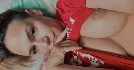 Queenofsquats modelo desnuda foto