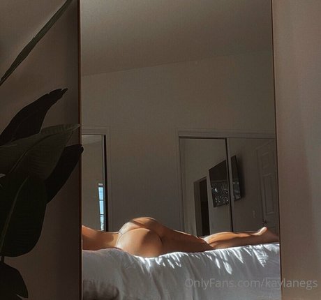 Kayla Negrino estrella porno xxx foto