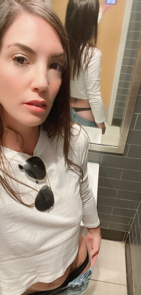 iamnotyoursub joli modèle collection