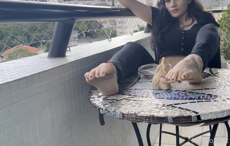 Lana Noccioli modelo gratis fotos