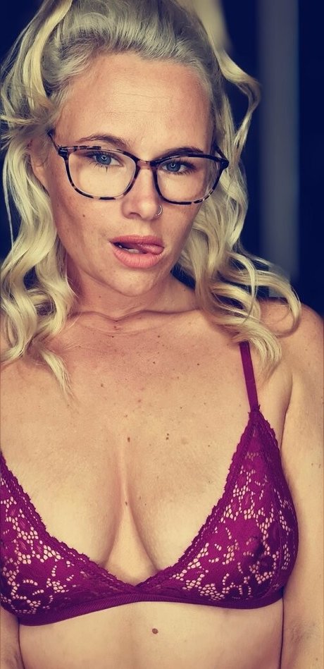 abifox12 actrice de sexe img