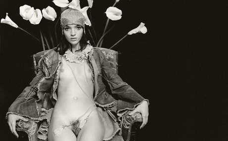 Anouck Lepere erotic model pic