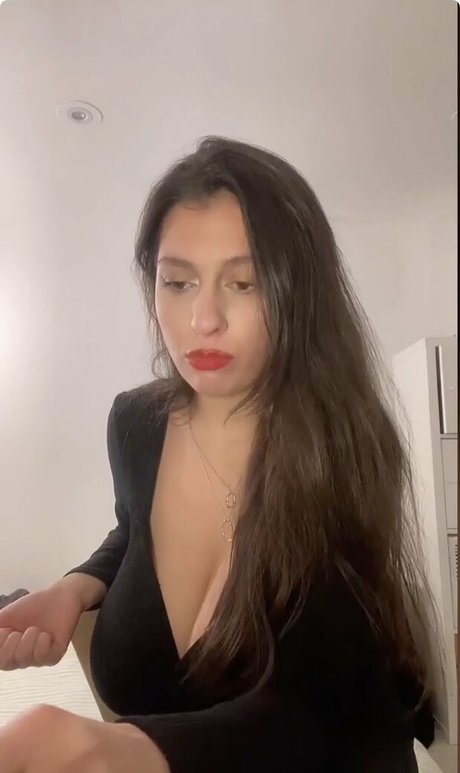 Gulia nude star images