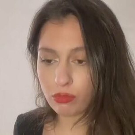 Gulia model porn images