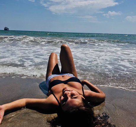 miriamvilloria modelo superior imagen