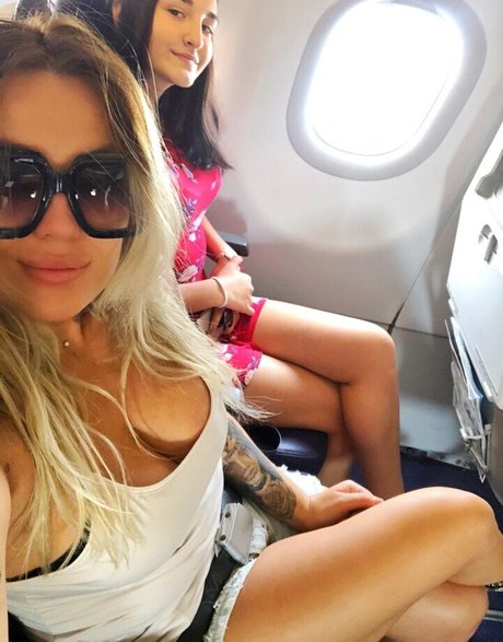 Marina Burnashova actrice xxx collection