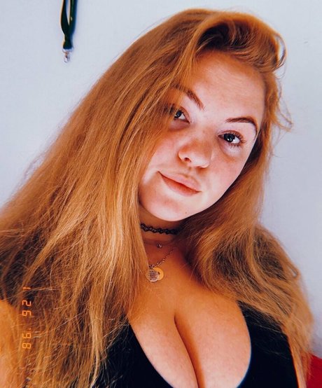 Amberly haut étoile photos