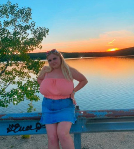 Amberly estrella exclusiva galería