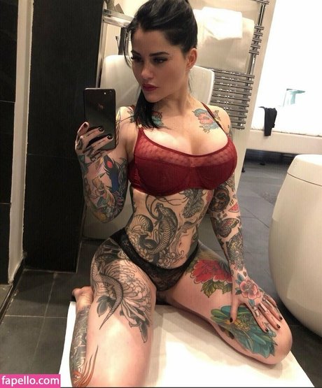 Aurore Pariente sexy model gallery