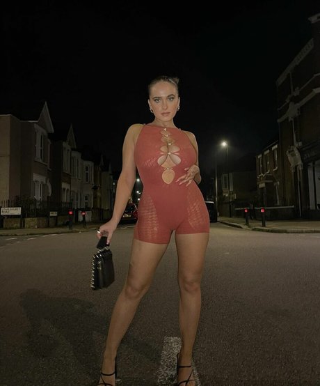 Laura Svensson Miniatura