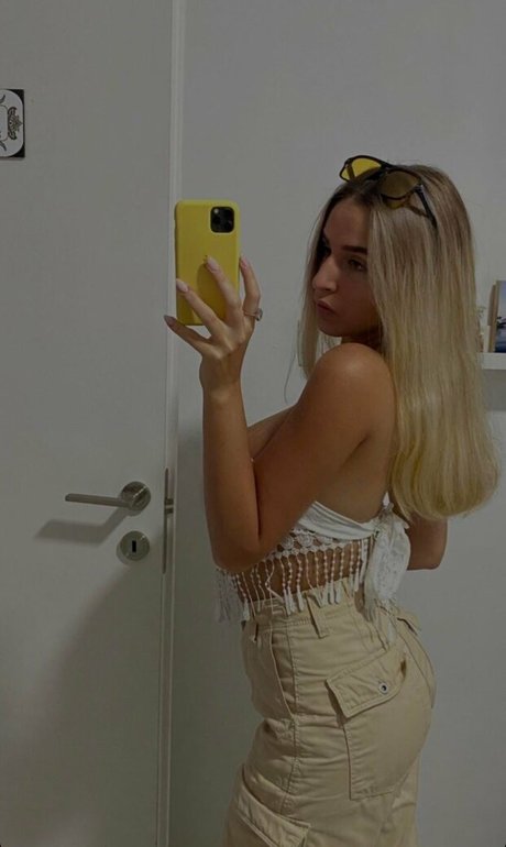 Noa Perets actrice de sexe photo