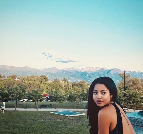 Camille Hyde estrella hd recopilación