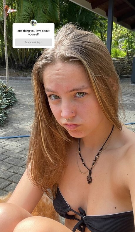 Peyton Coffee estrella porno caliente imagen