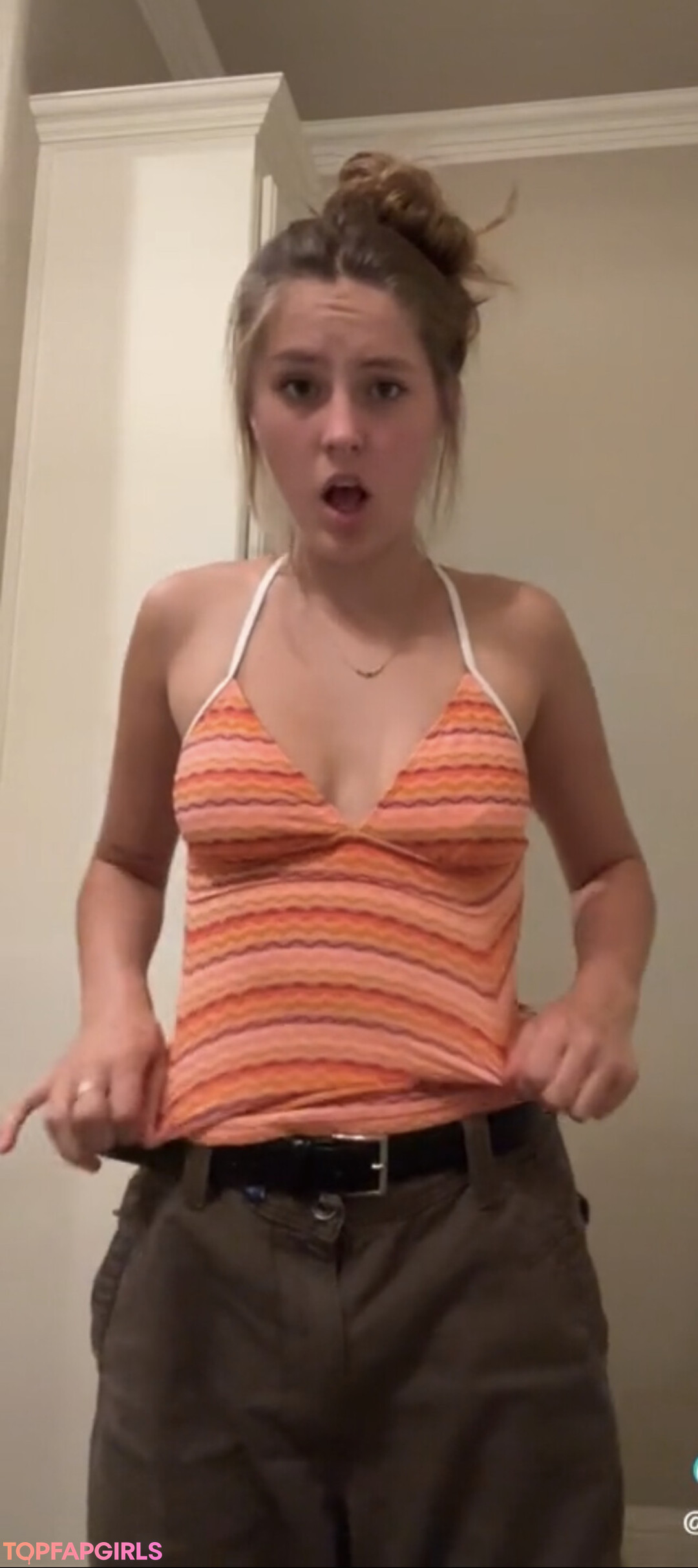 Peyton Coffee arte modelo galerías