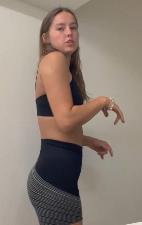 Peyton Coffee pornstar nudes img