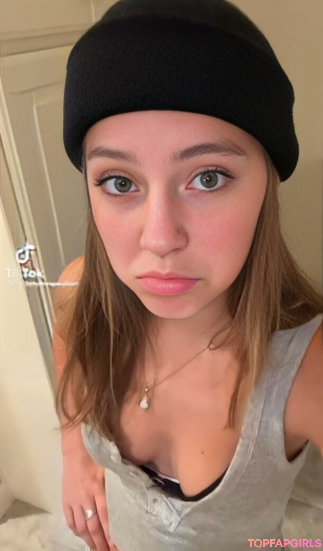 Peyton Coffee actriz adulta foto