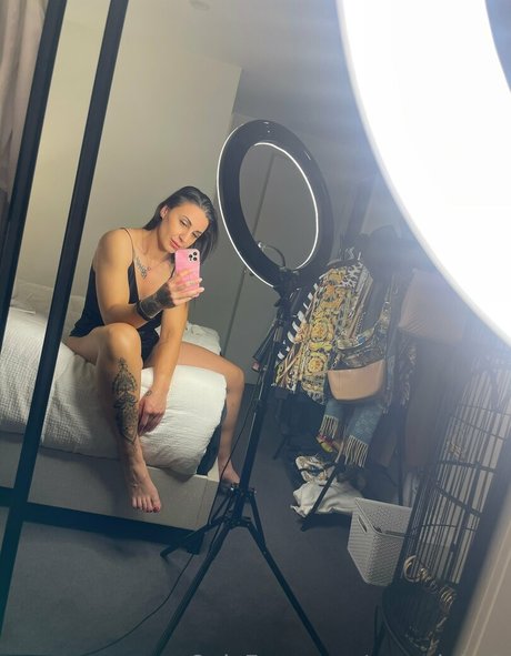 Amanda Micallef model xxx picture