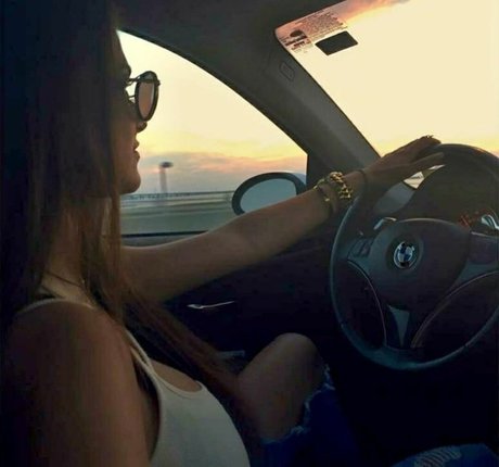 échange OnlyFans jolie xxx img