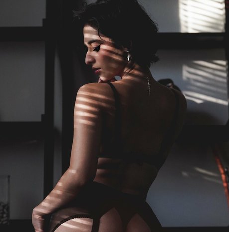 Vain Virgo estrella del sexo galería