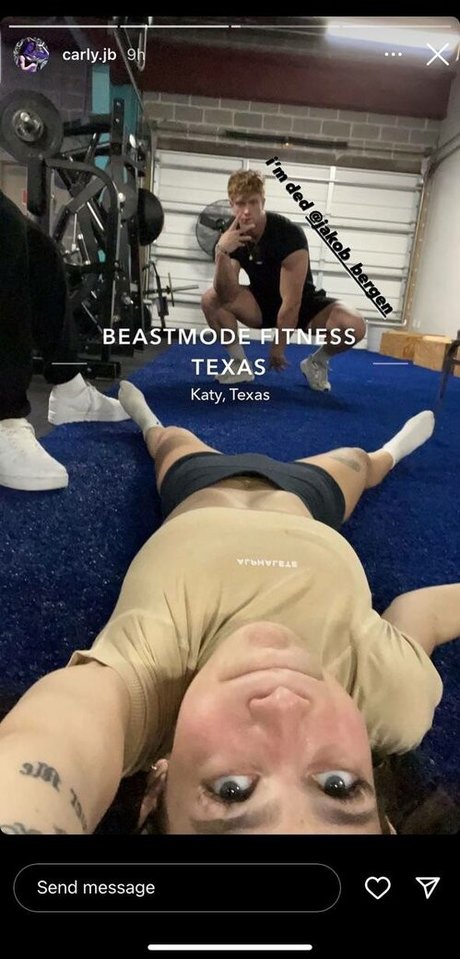 Carly jb modelo libre imagen