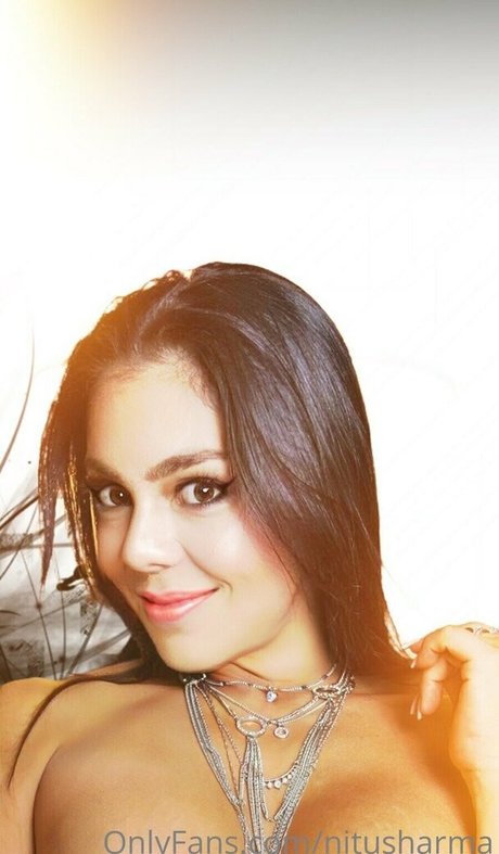 Nitu Sharma modèle de sexe galeries