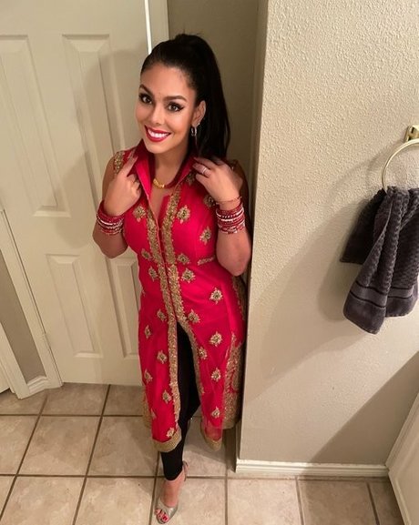 Nitu Sharma belle étoile img