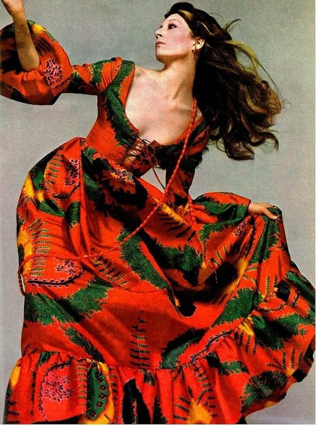 Anjelica Huston star art photos