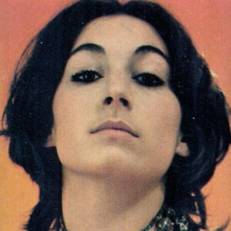 Anjelica Huston nude star images