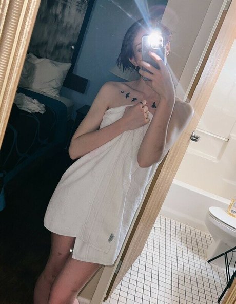 Twelveshade estrella porno bonita archivo