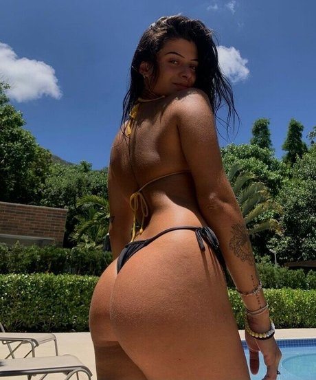 tavarezzzzzz modèle magnifique image