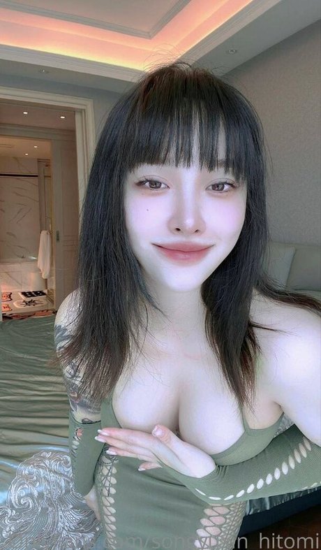 Songyuxin Hitomi buen modelo archivo