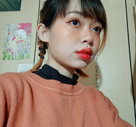 EmotionalBirdy art de star du porno image