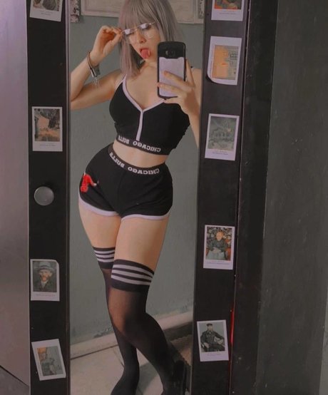 Ivon Gallardo jolie actrice collection