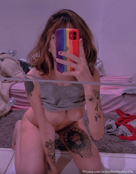 MadelynPix pornstar sex photo