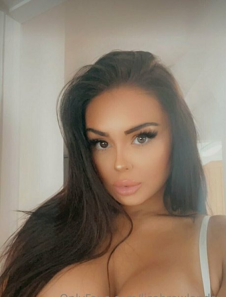 Lisabrowlandsx nude star img