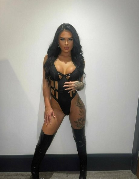 Lisabrowlandsx actrice chaude image