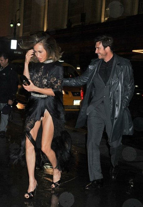 Maggie Q étoile xxx galerie