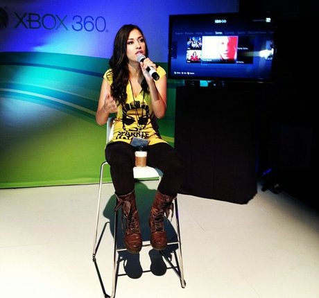 Janina Gavankar joli modèle archive