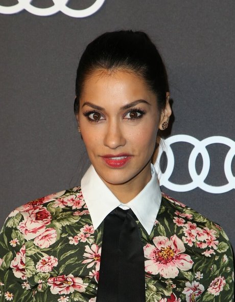Janina Gavankar mejor actriz recopilación