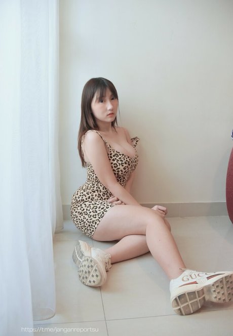 Dea Marella modèle joli photo