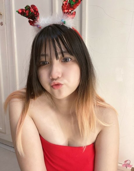 Dea Marella modelo agradable galería