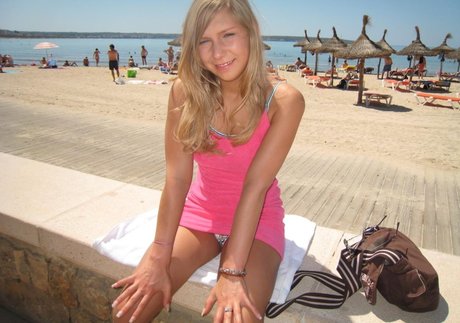 Lena Nitro modèle chaud img