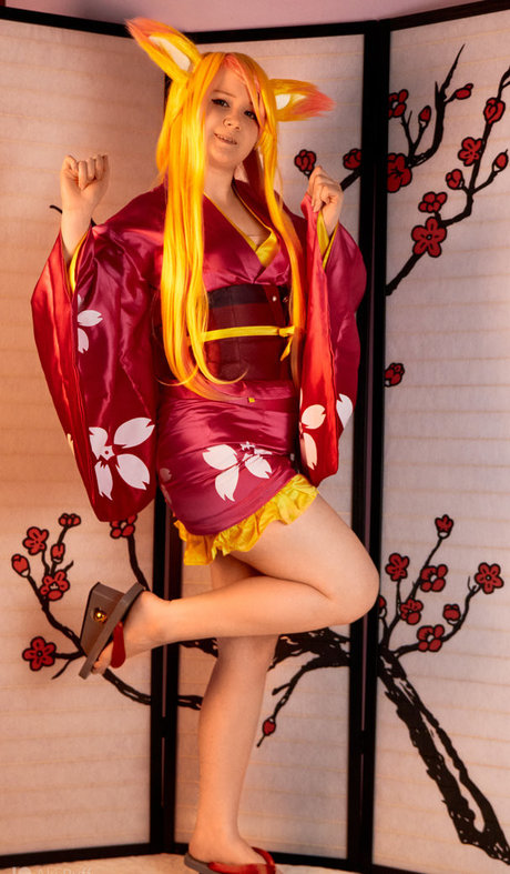 aki puff hermosa estrella galerías