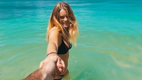 Inna Moll actriz de desnudos fotos