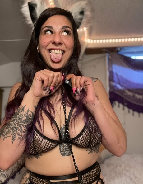 Pineappleandii perfect actress image