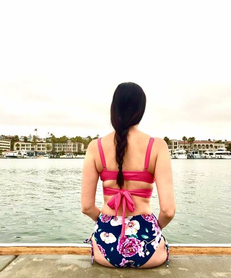 Shea Sweetness modèle pornographique galerie