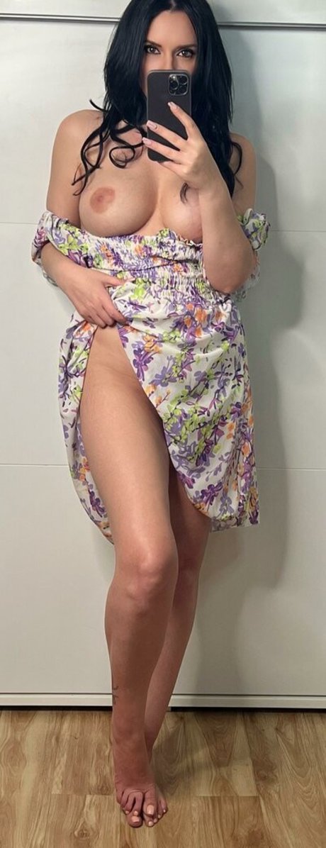 Adriana Patrizia étoile exclusive images